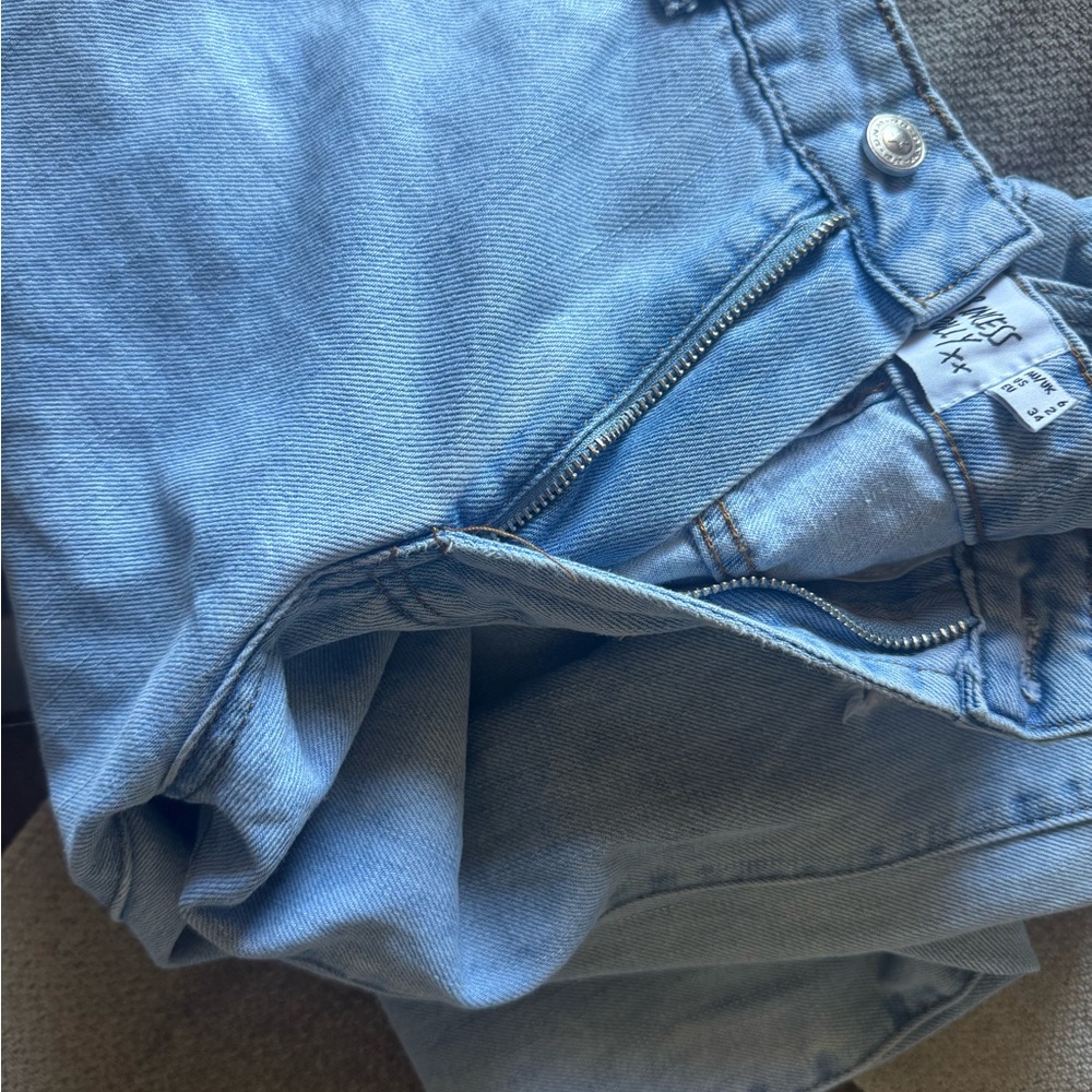 Princess Polly Light Blue Ripped Straight Leg Jeans